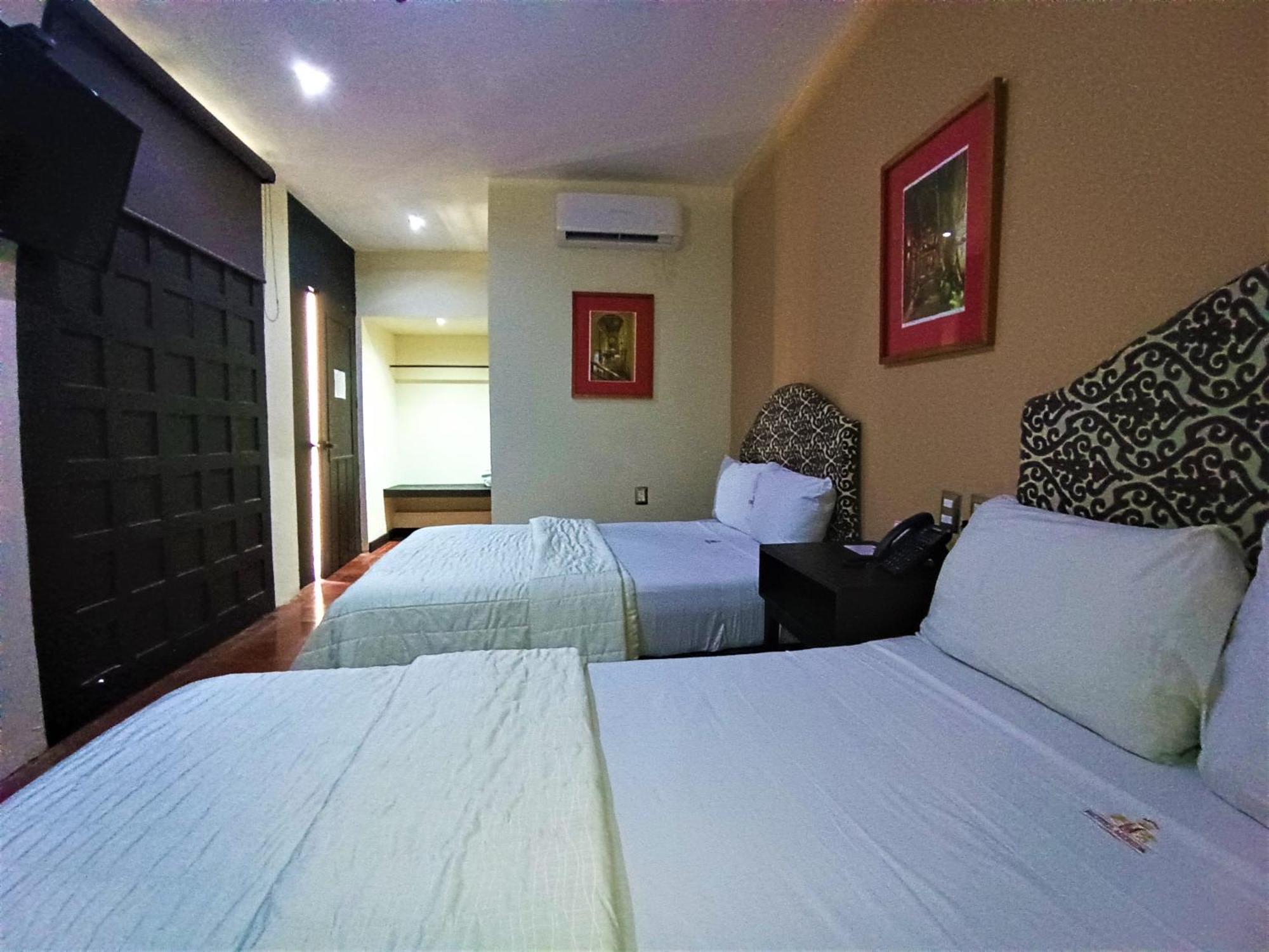 Holiday Inn Express Merida Centro By Ihg Esterno foto