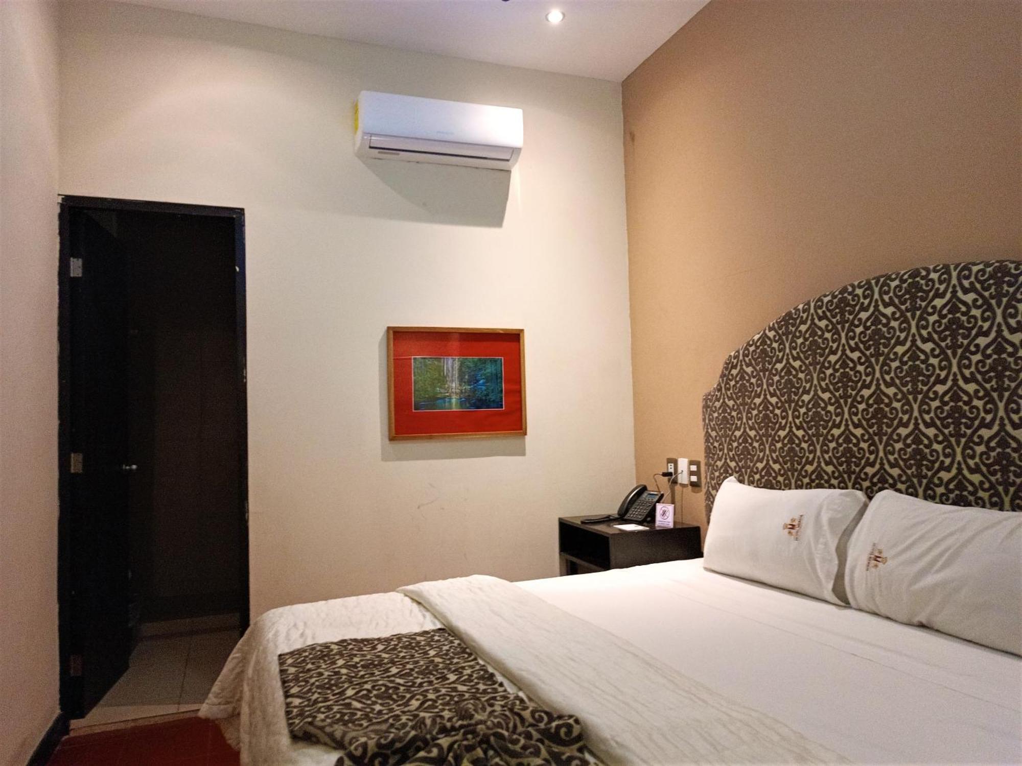 Holiday Inn Express Merida Centro By Ihg Esterno foto