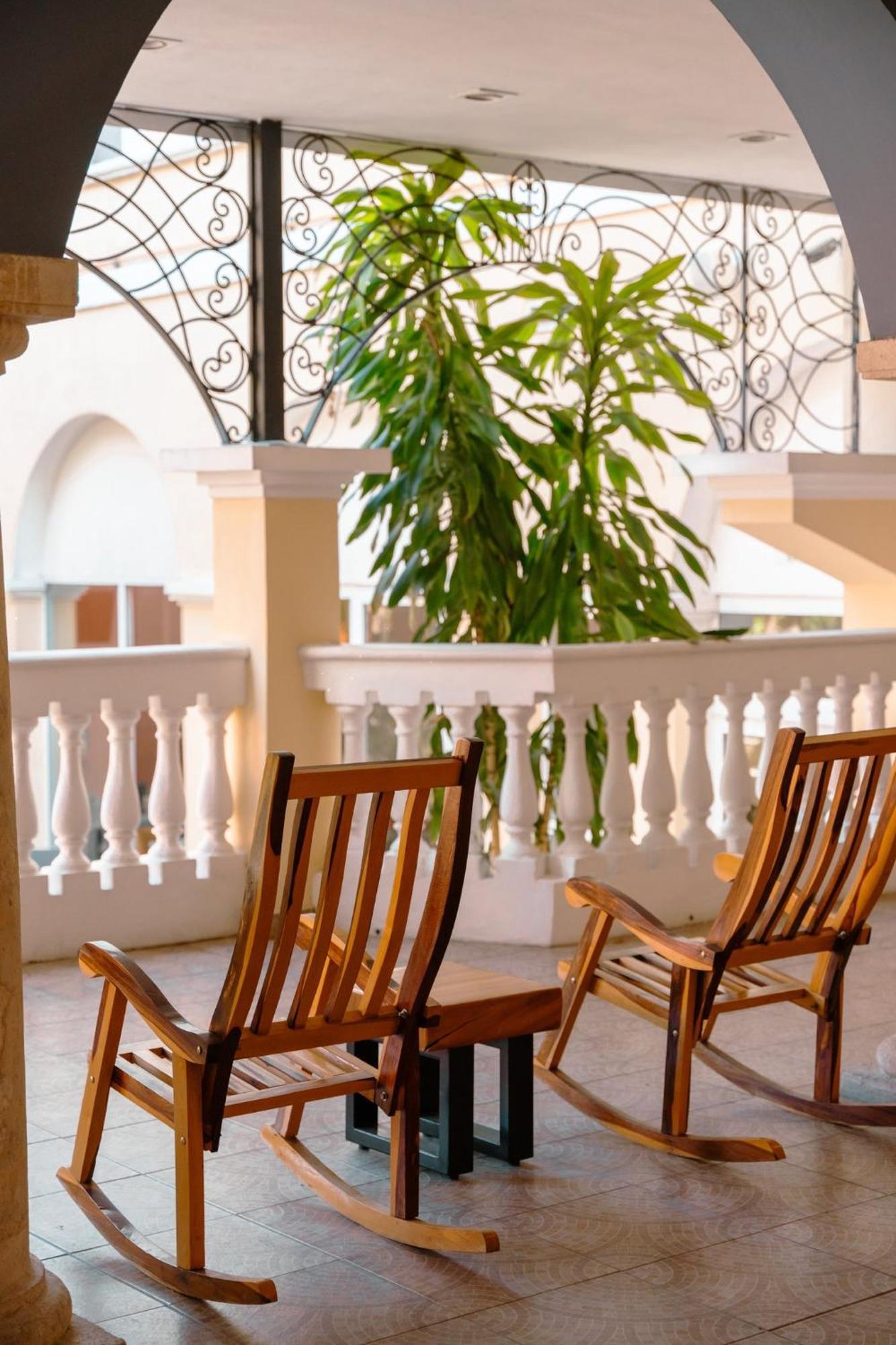 Holiday Inn Express Merida Centro By Ihg Esterno foto