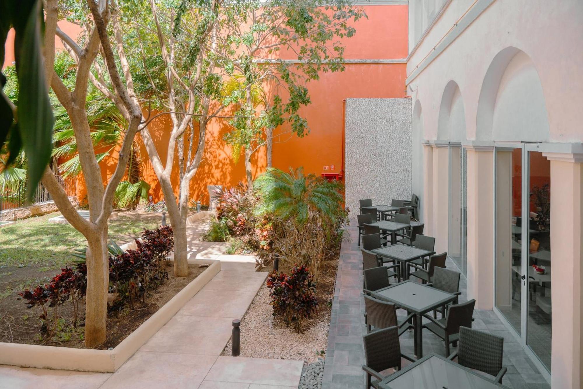 Holiday Inn Express Merida Centro By Ihg Esterno foto
